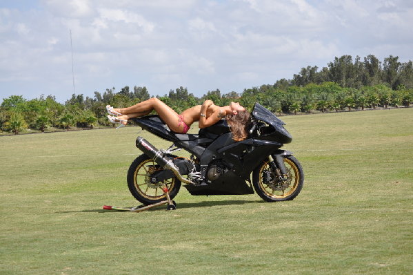 Kawasaki-Girl-33.jpg
