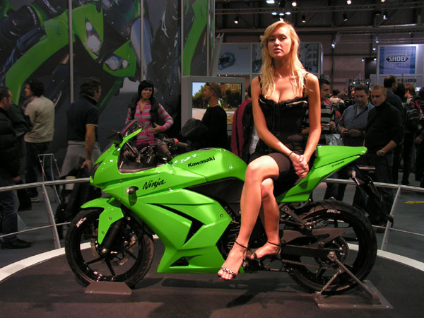 Kawasaki-Girl-39.jpg