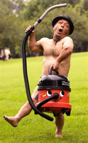 naked-dwarf-henry-vacuum-cleaner (Small).jpg