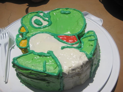 yoshi_cake.jpg