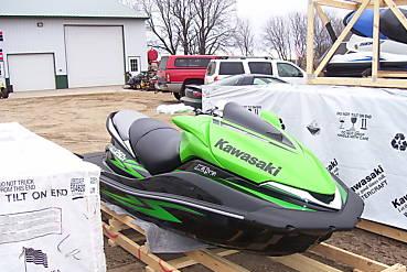 Kawasaki_Jet_Ski_260Hp_New_Hot_Fast_2009.jpg