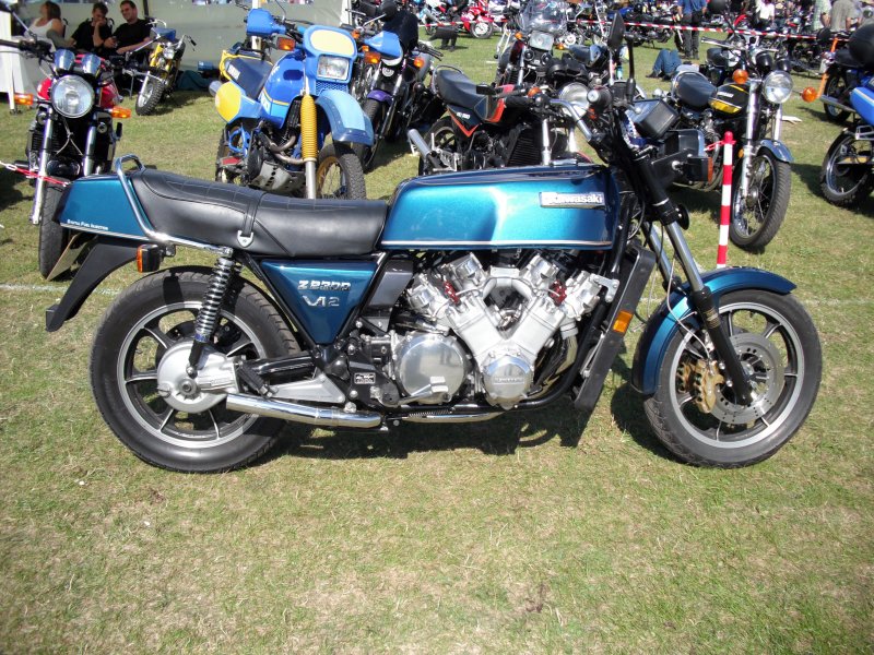 Kawasaki%20Z2300%20V12%20Mod%20(PN).jpg