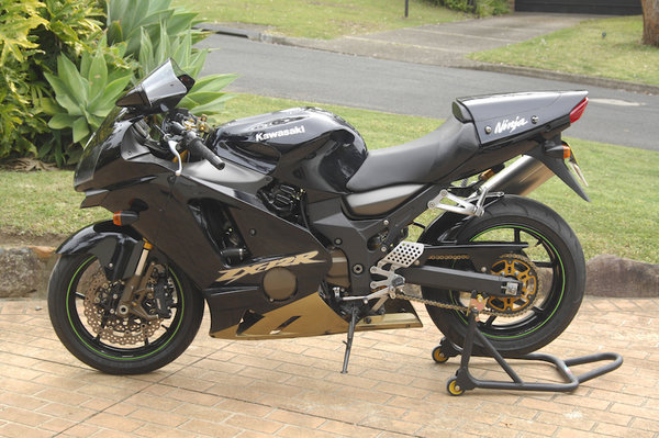 ZX12003.jpg (745.31 KiB) Viewed 1428 times ZX12003.jpg