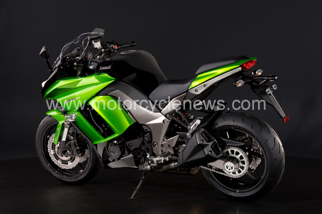 11MY_Z1000SX_GRN_rear_1.jpg