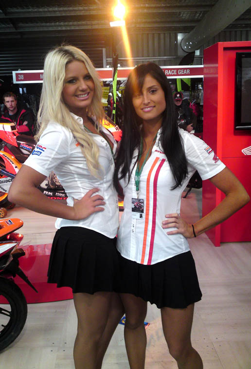 hondagirls.jpg