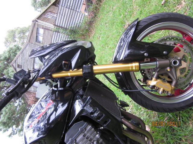 Z1000 001.jpg