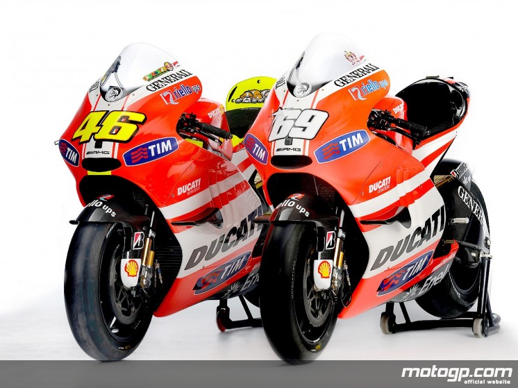 11 ducatis.jpg