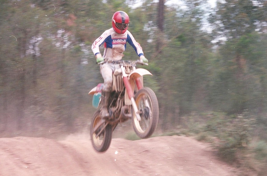 dirt bike 001.jpg