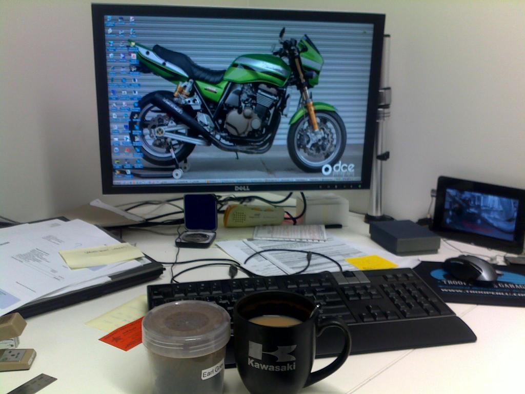 02042012810sml.jpg