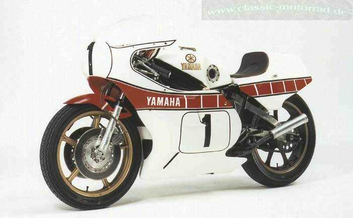 yzr750