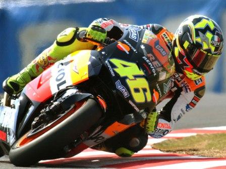 valentino_rossi,_motogp_500cc,_repsol_honda.jpg