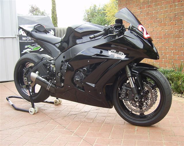 2011_ZX10R_Graves_small.jpg