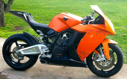 KTM RC-8