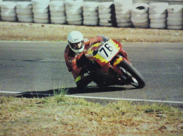 LAKESIDE QLD 1996. SUPERMONO