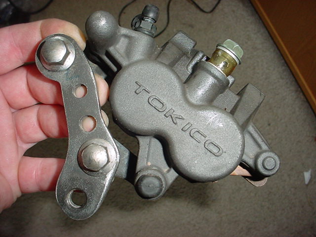 zx7 caliper bracket (640x480).jpg